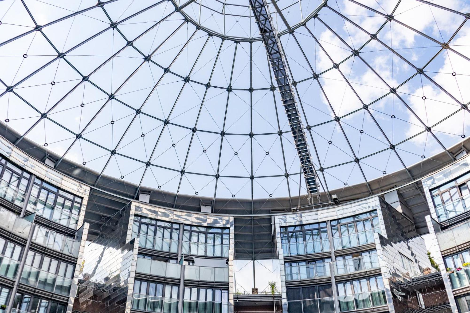 וינה Gasometer Apartment - Designer Building With Amazing View מראה חיצוני תמונה